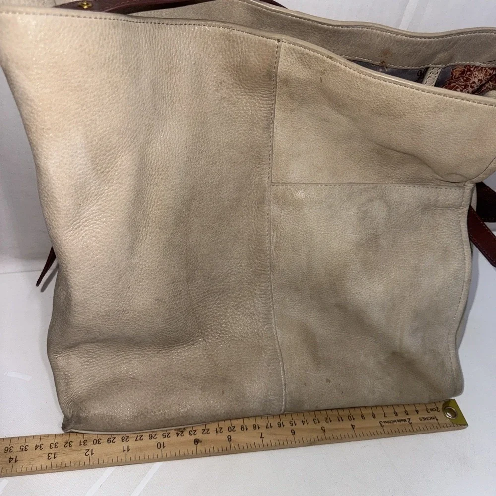 HOBO International Leather Western Beige & Brown Slouchy Tote Bag Purse Handbag